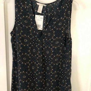H & M Multicolored Women’s Blouse Size 4 - Sleeve less- BRAND NEW - super cute!
